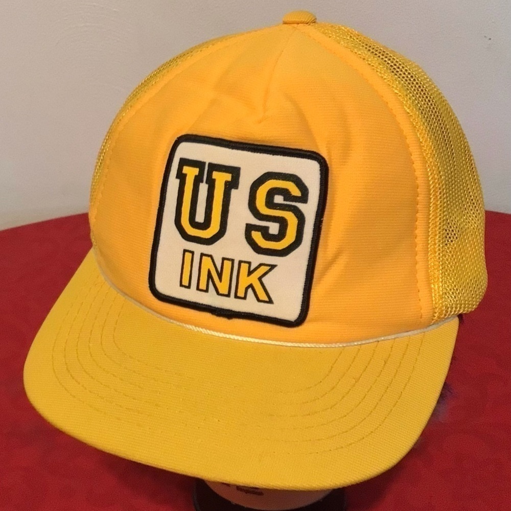 VINTAGE "US INK" Logo Patch Yellow Snapback Foam w Mesh Baseball Cap Trucker Hat